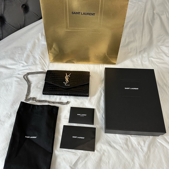 ❌SOLD YSL Handbag - Picture 3 of 7